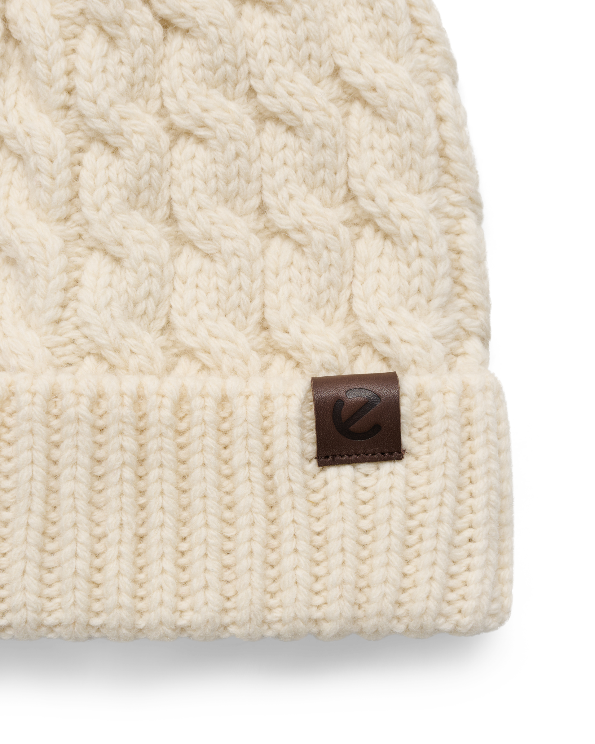 ECCO Women Cable Knit Pompon B — White