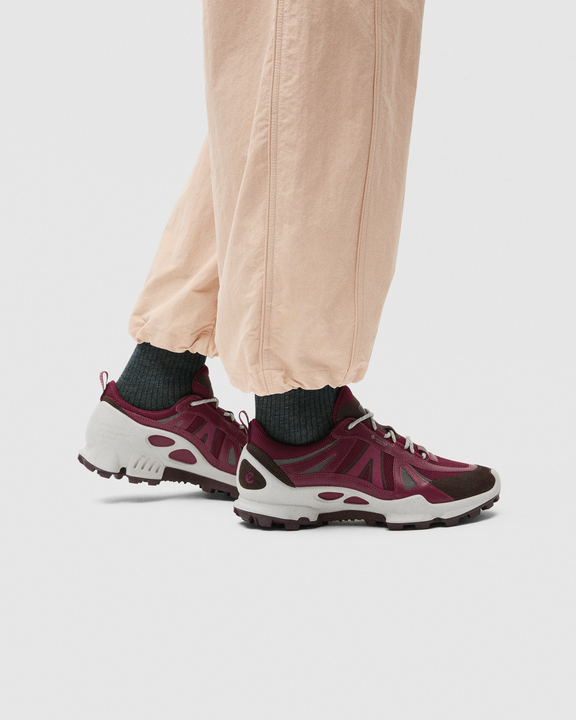 ECCO BIOM C-TRAIL — Red