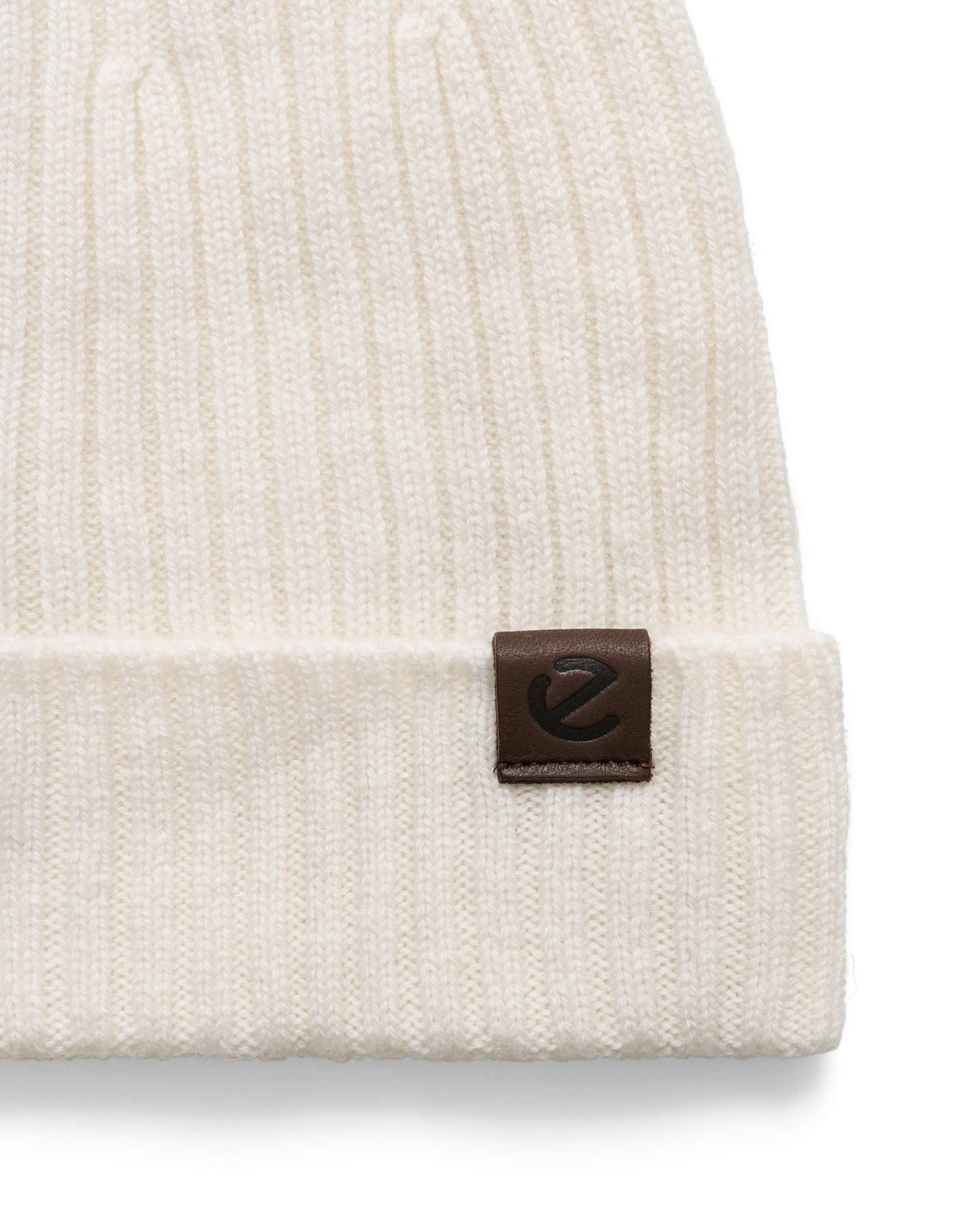 ECCO Women Classic Fine Beanie — White