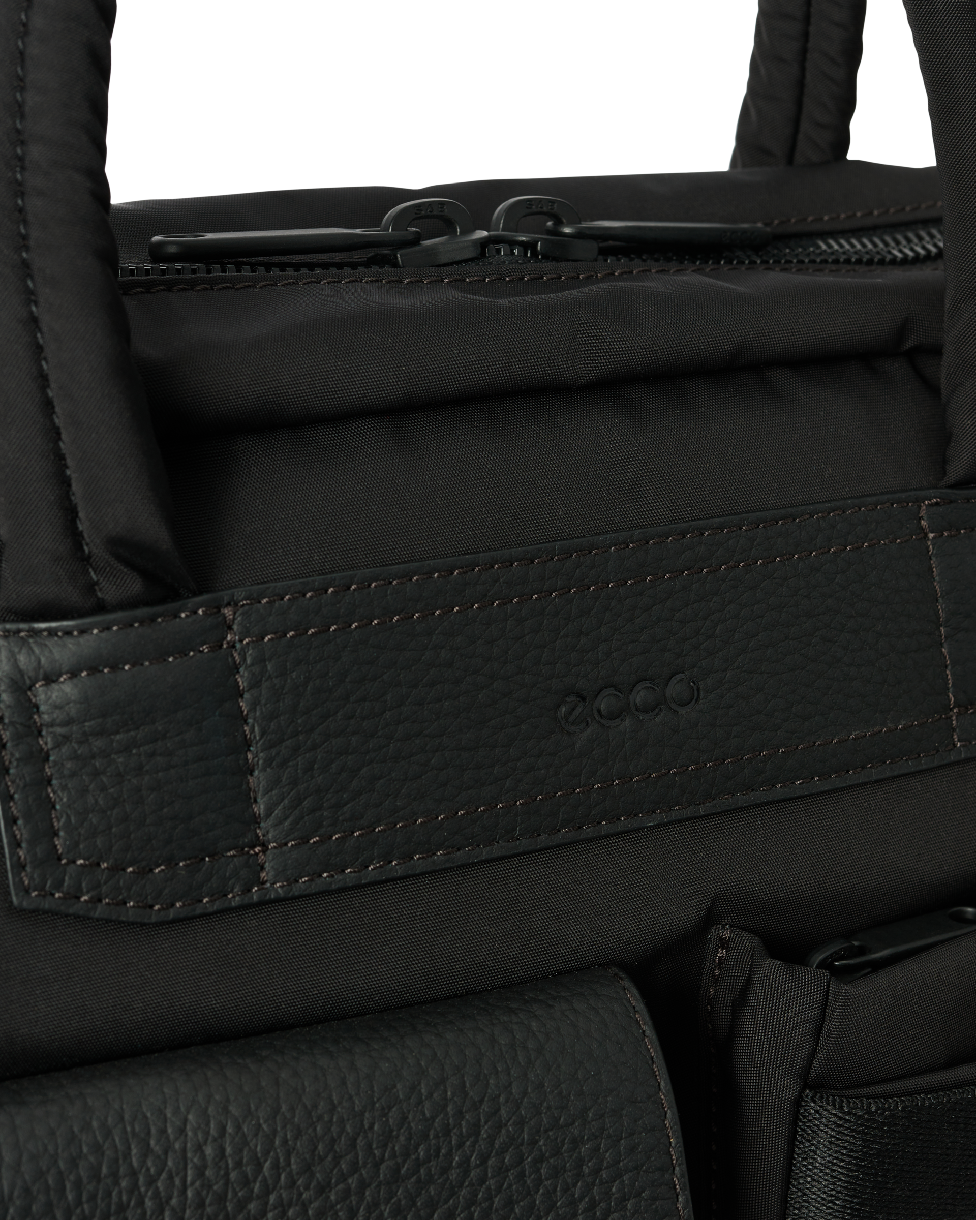 ECCO Voyager 12hr Folio Bag — Black