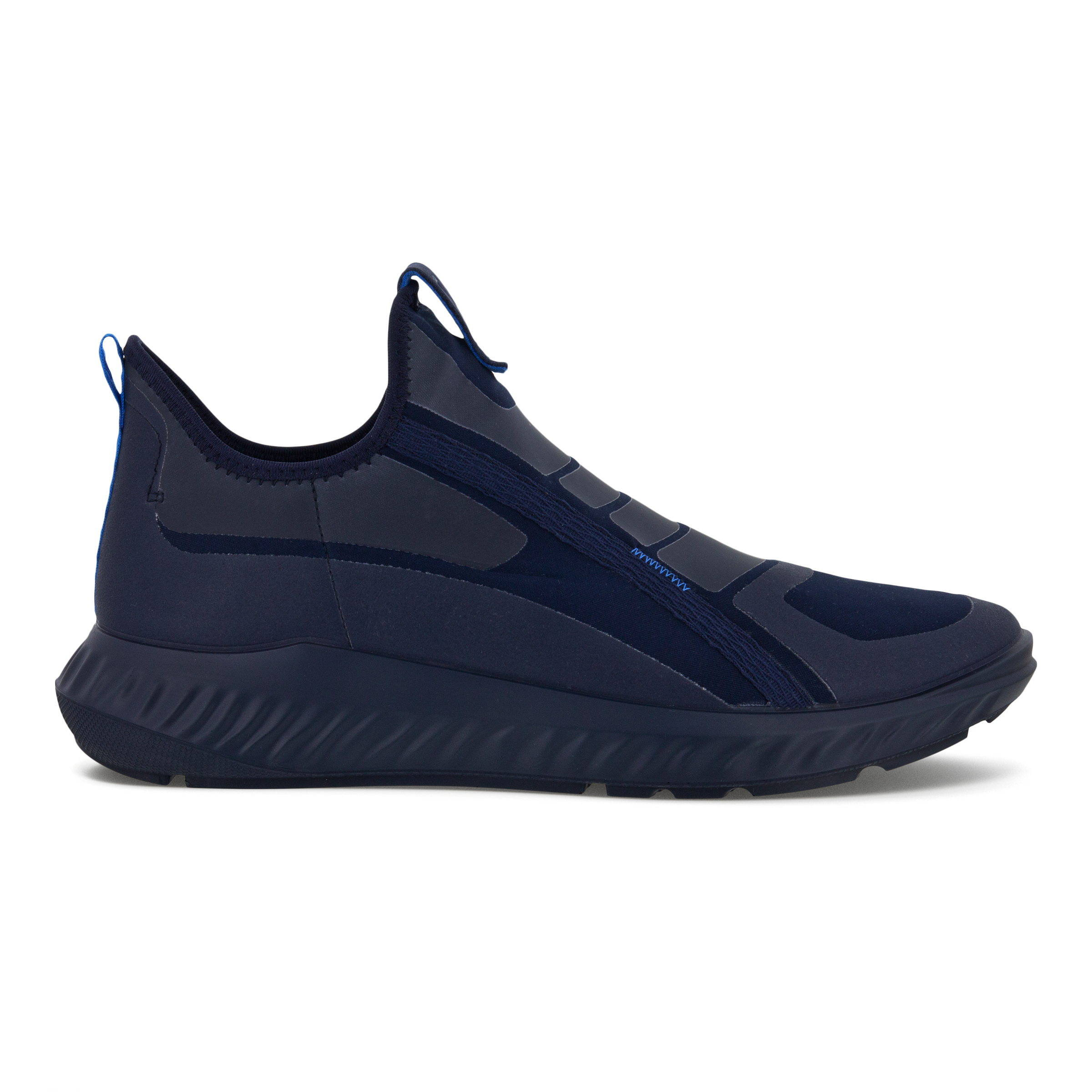 834734-00303-outside_eCom.png?v=1