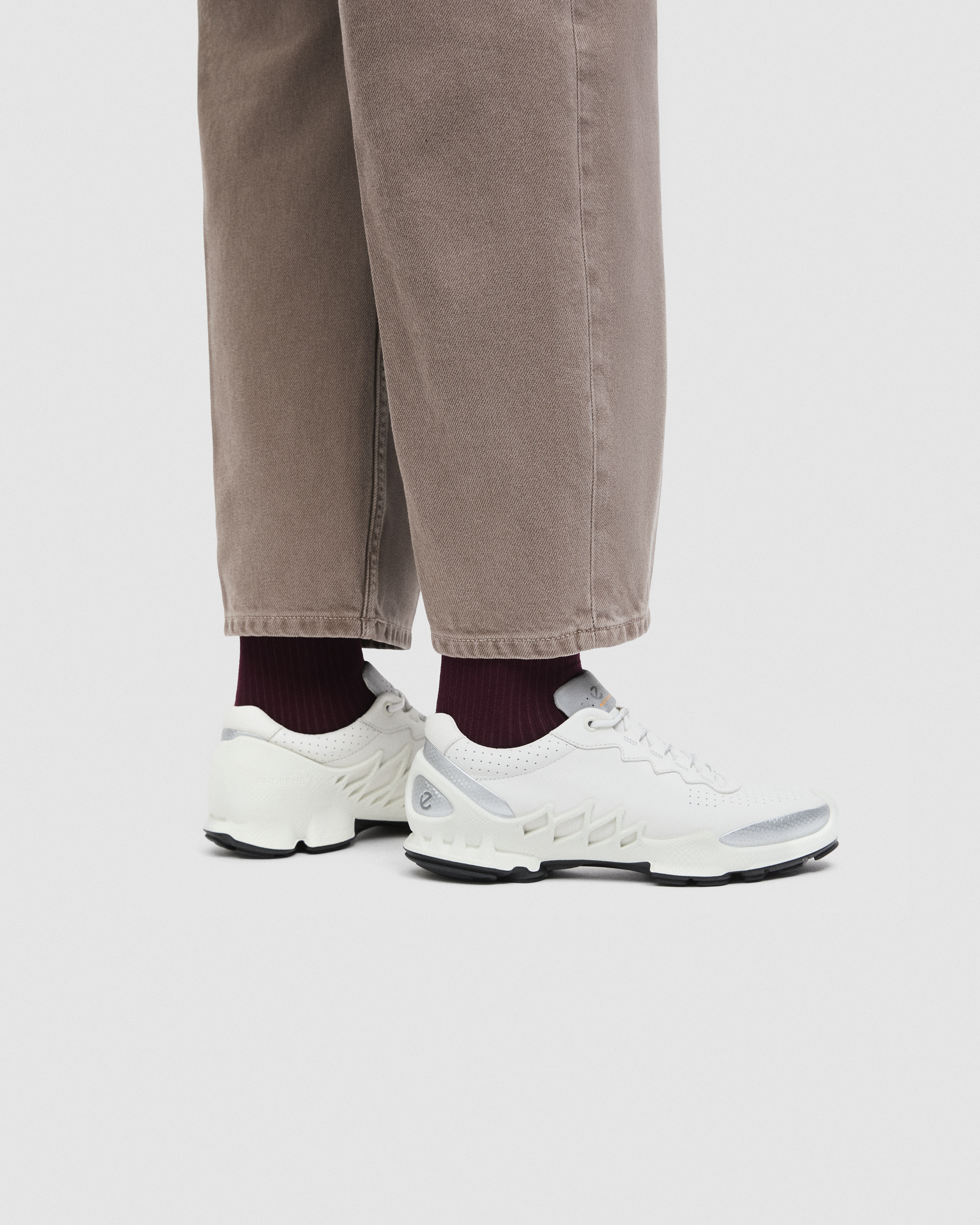 ECCO Biom Aex — White