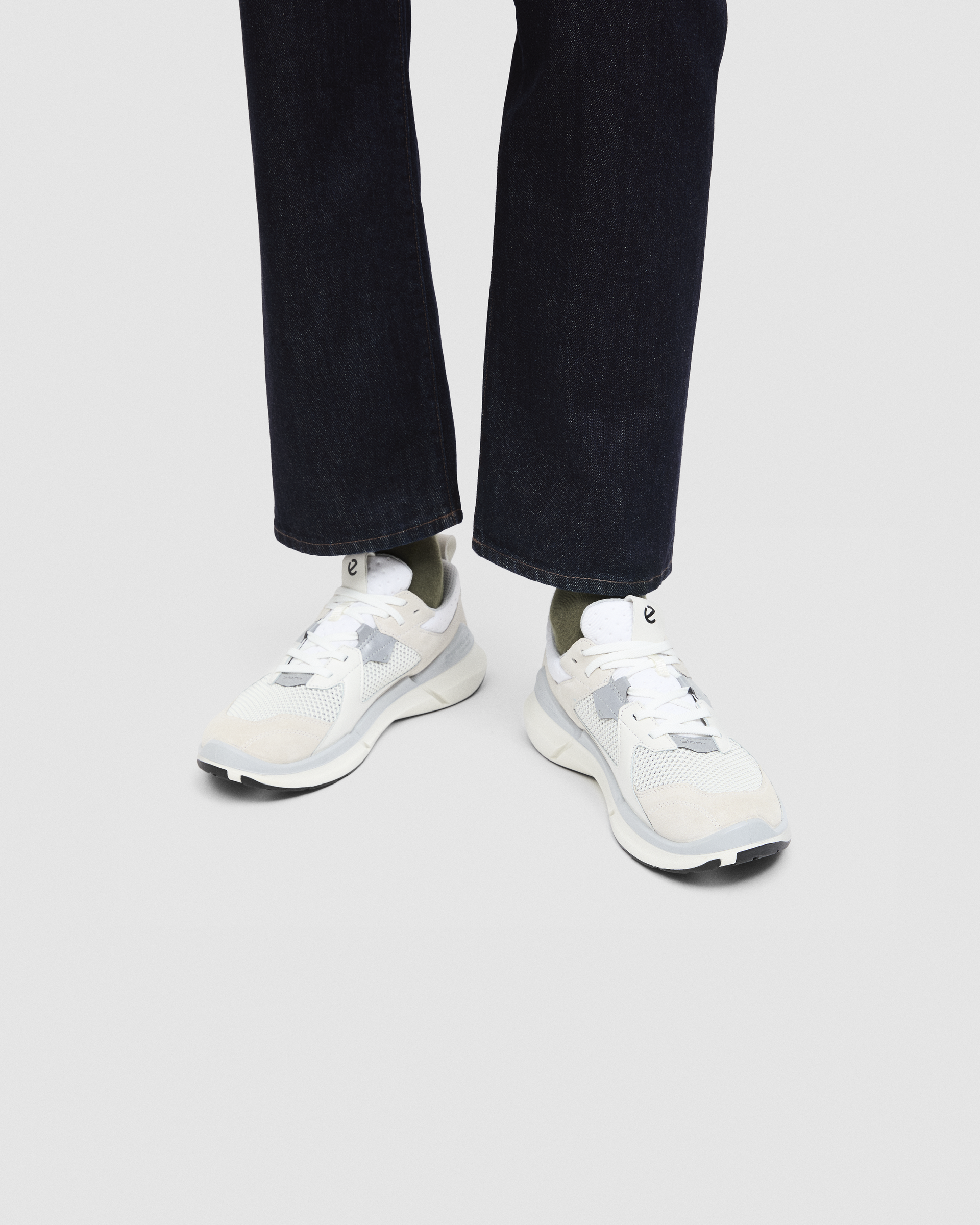 ECCO Biom 2.2 — White