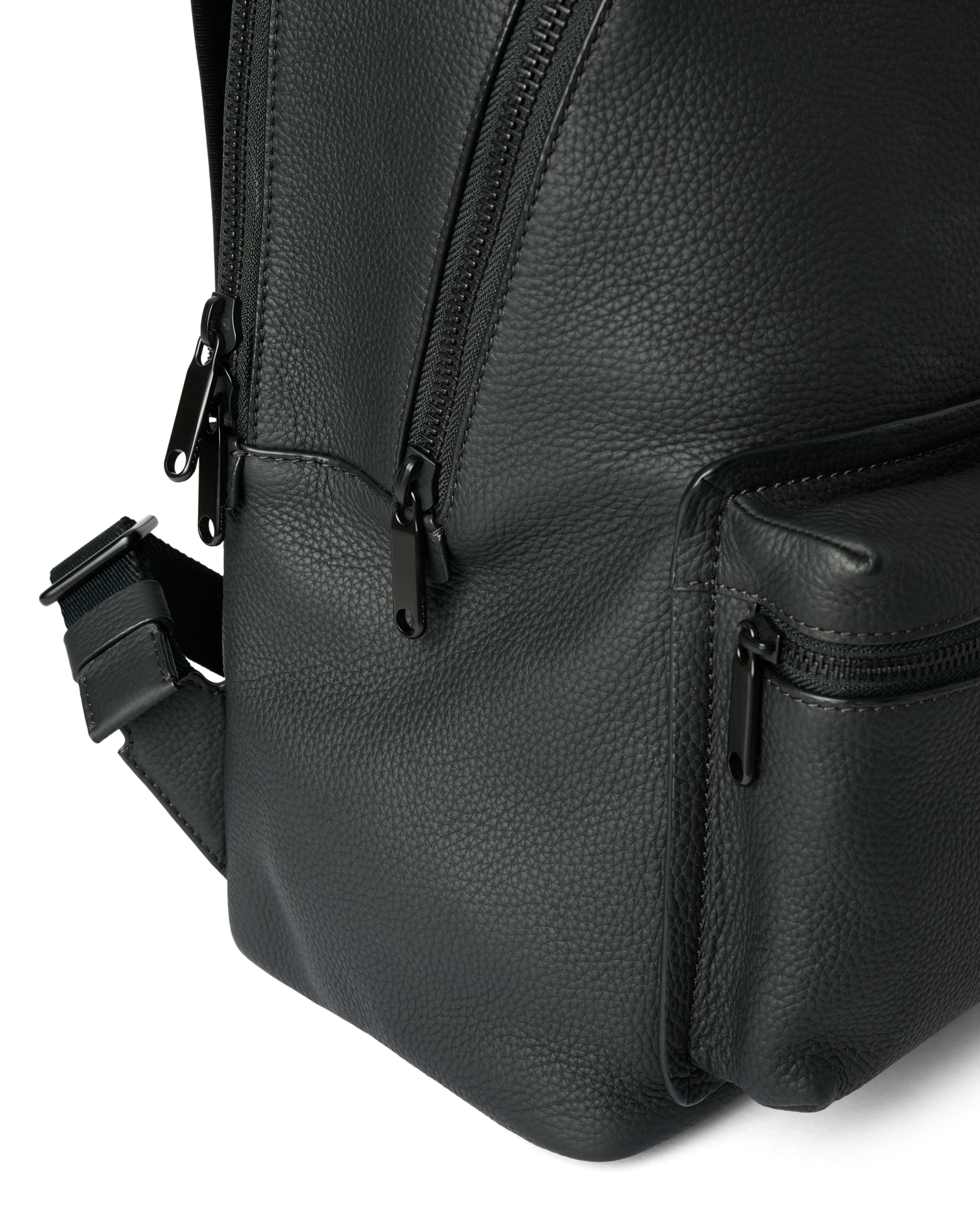 ECCO Round Pack Large Soft Pebbled レザーバックパック | ブラック