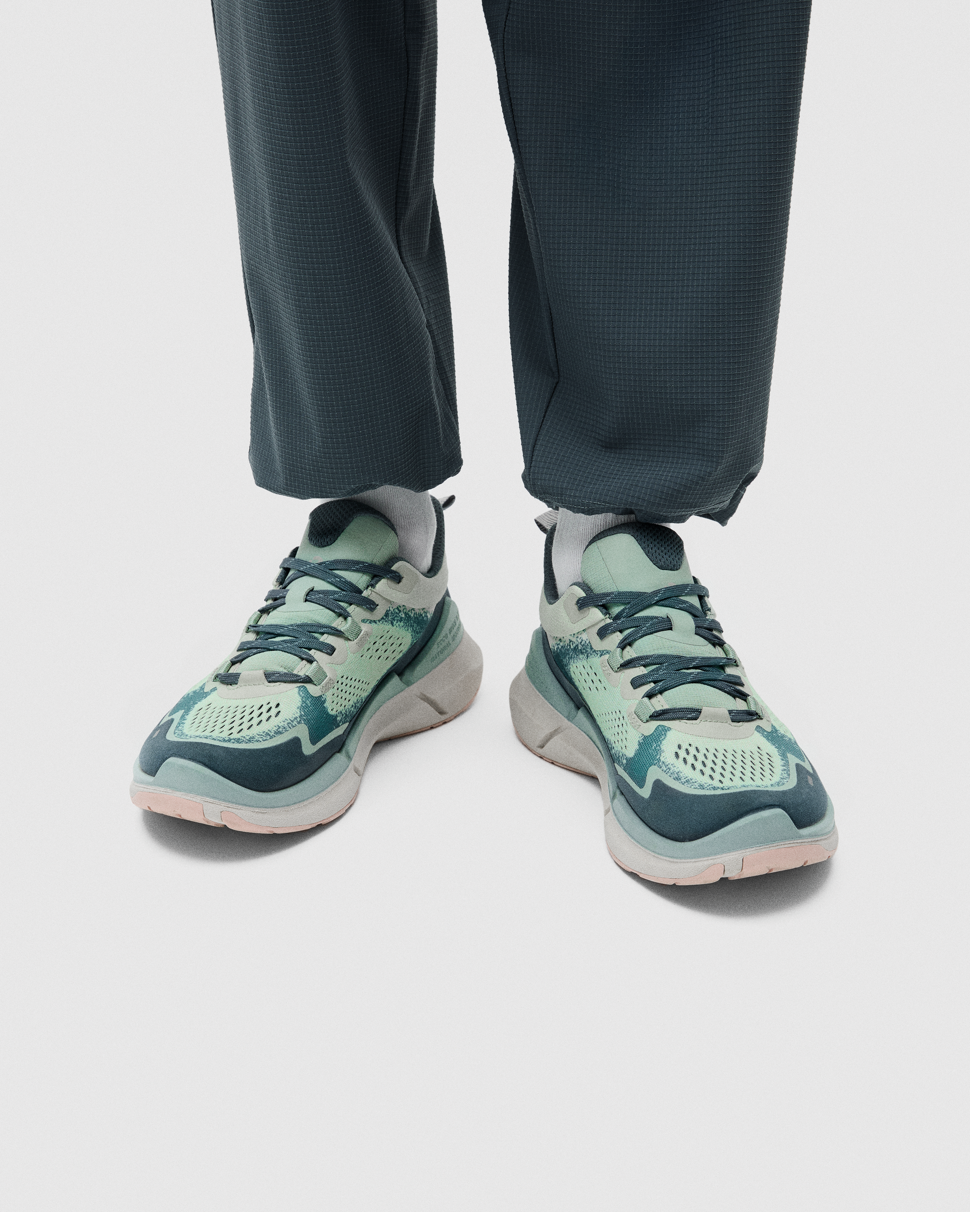 ECCO BIOM 2.2 — Blue