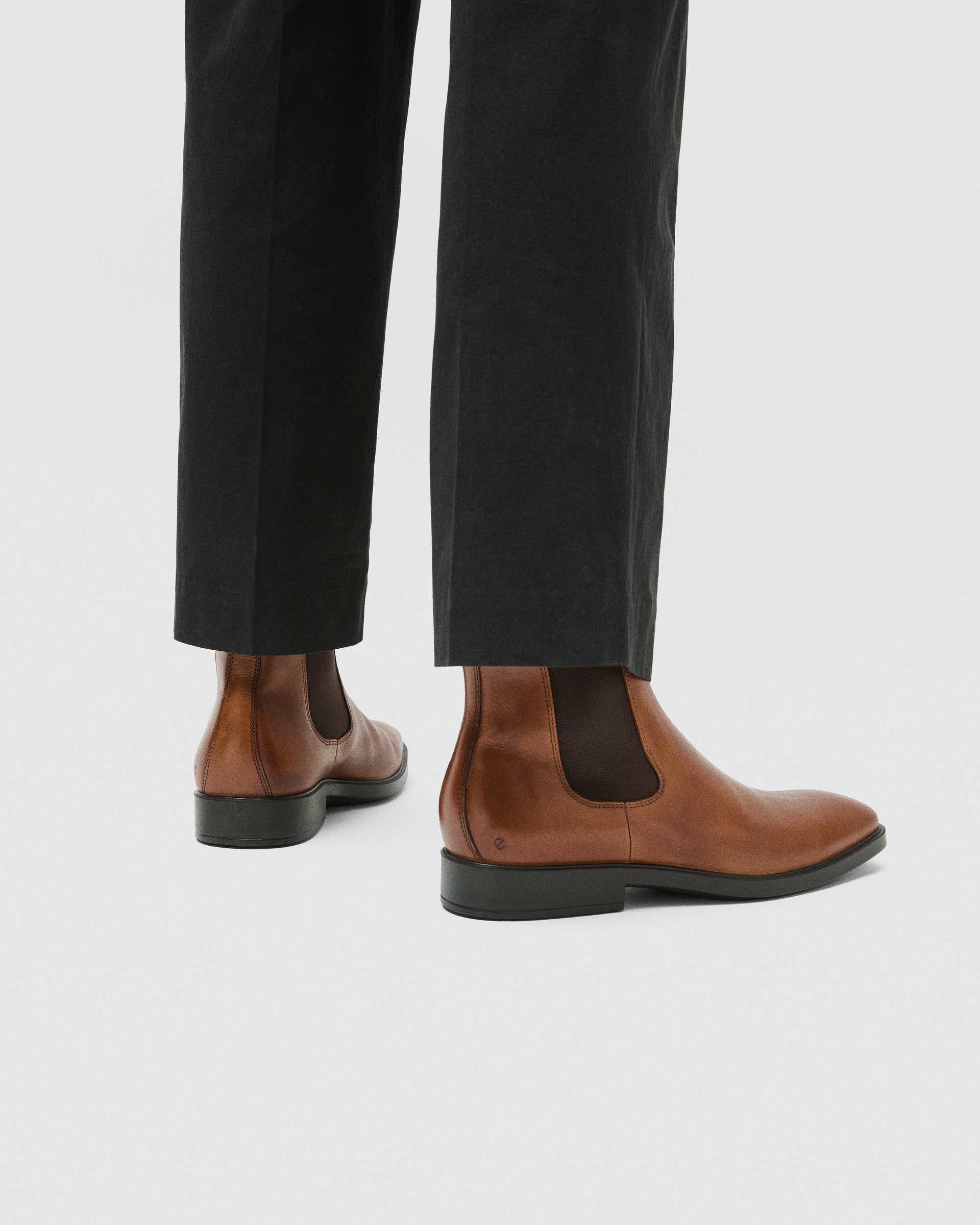 ECCO® METROPOLE MILAN botte Chelsea en cuir pour homme - Marron - Lifestyle image-1