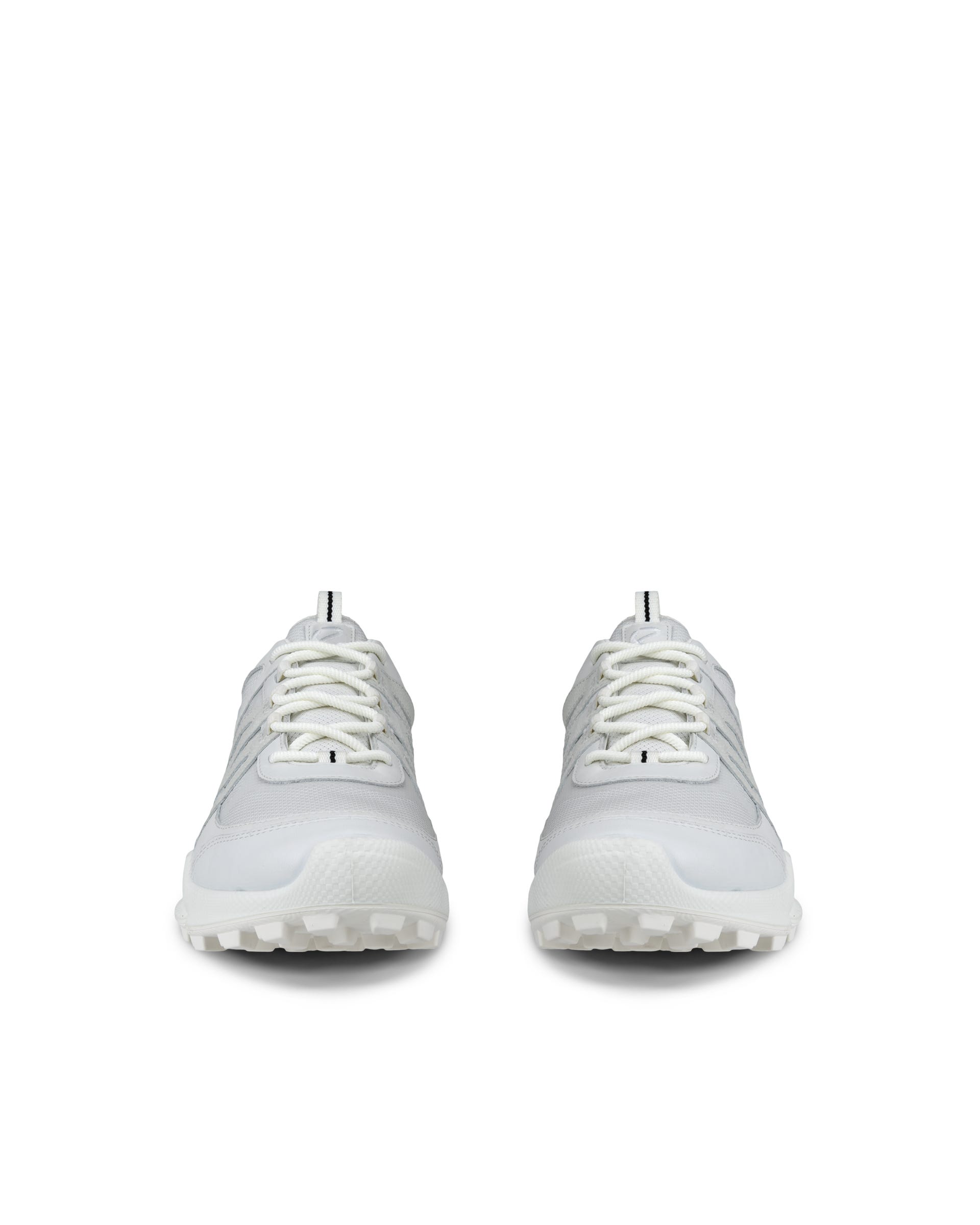 ECCO BIOM C-TRAIL WOMEN ウィメンズ レザーGore-Texスニーカー - ホワイト - Front pair